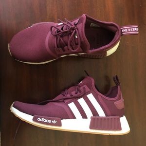 Men’s Adidas workout shoes